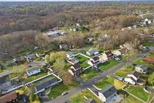 129 Willow Ave, Aberdeen Township, NJ 07747 - Photo 33