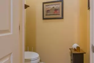 319 Regency Pl, Woodbridge Township, NJ 07095 - Photo 11