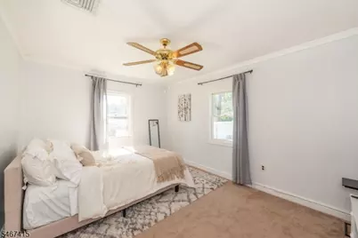 308 Pine St, Pompton Lakes, NJ 07442 - Photo 11