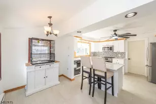 308 Pine St, Pompton Lakes, NJ 07442 - Photo 7