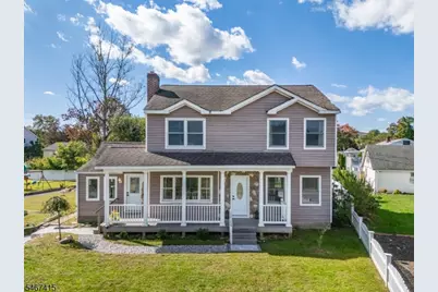 308 Pine St, Pompton Lakes, NJ 07442 - Photo 1