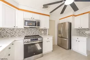 308 Pine St, Pompton Lakes, NJ 07442 - Photo 9