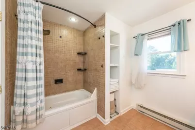 308 Pine St, Pompton Lakes, NJ 07442 - Photo 23