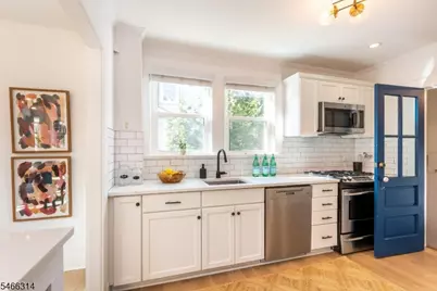 22 Euclid Pl, Montclair, NJ 07042 - Photo 25