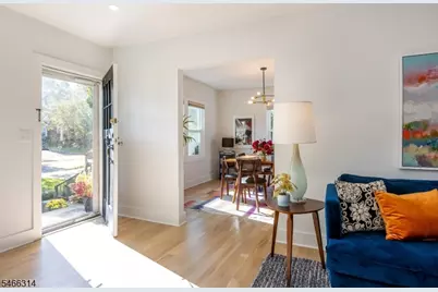 22 Euclid Pl, Montclair, NJ 07042 - Photo 7
