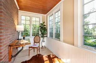 22 Euclid Pl, Montclair, NJ 07042 - Photo 15