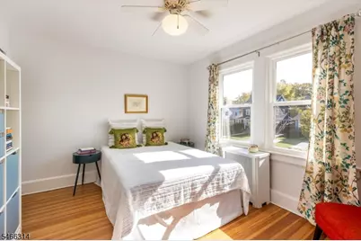 22 Euclid Pl, Montclair, NJ 07042 - Photo 33