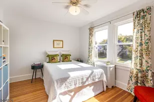 22 Euclid Pl, Montclair, NJ 07042 - Photo 33
