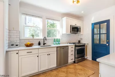 22 Euclid Pl, Montclair, NJ 07042 - Photo 23