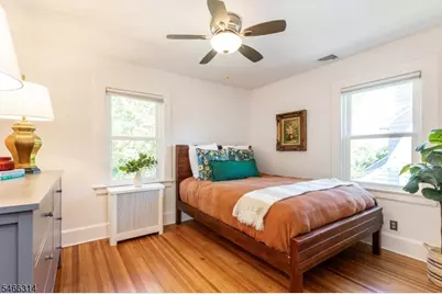 22 Euclid Pl, Montclair, NJ 07042 - Photo 27