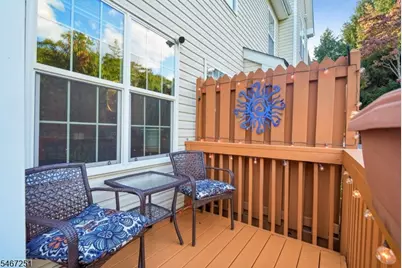 114 Mountainside Dr, Pompton Lakes, NJ 07442 - Photo 11