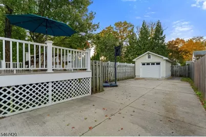 432 1st St, Dunellen, NJ 08812 - Photo 3