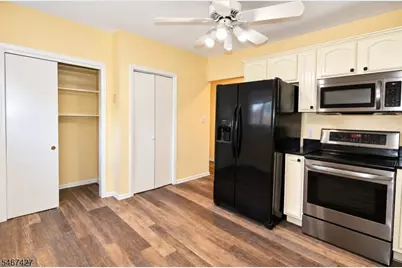 11 Mountain Blvd, Warren Township, NJ 07059 - Photo 13