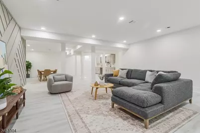 7 Sunset Dr, Millburn, NJ 07041 - Photo 27