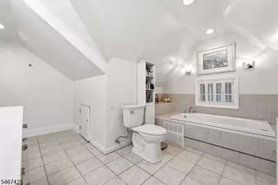 17 Windsor Ln, Lopatcong Township, NJ 08865 - Photo 25