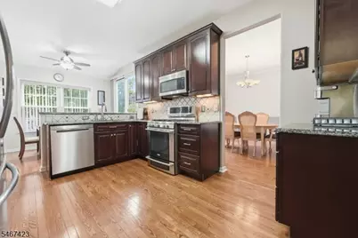 17 Windsor Ln, Lopatcong Township, NJ 08865 - Photo 7
