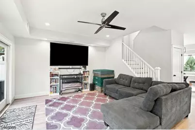 27 Marshall Pl, Sayreville, NJ 08872 - Photo 11