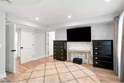 27 Marshall Pl, Sayreville, NJ 08872 - Photo 27