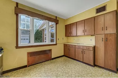 219 Shelley Ave, Elizabeth, NJ 07208 - Photo 13