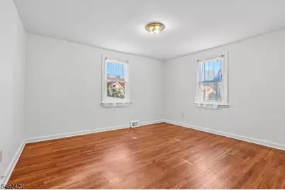 239 Bradford Ave, Linden, NJ 07036 - Photo 13