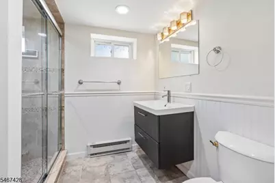 239 Bradford Ave, Linden, NJ 07036 - Photo 25