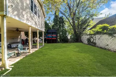 416 Roosevelt St, Roselle Park, NJ 07204 - Photo 33