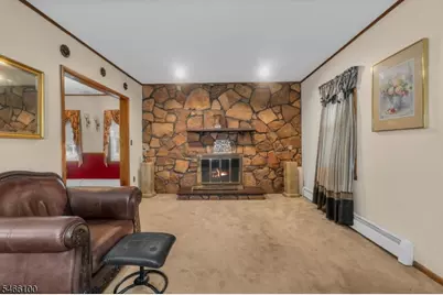 416 Roosevelt St, Roselle Park, NJ 07204 - Photo 5