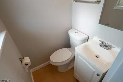 1126 Valley Rd #2A, Wayne, NJ 07470 - Photo 11