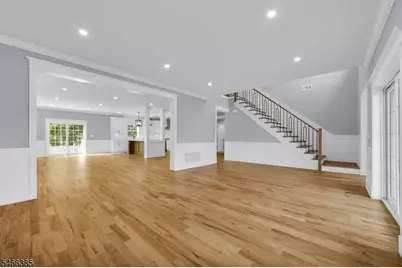 204 Hoover Pl, Union Township, NJ 07083 - Photo 7