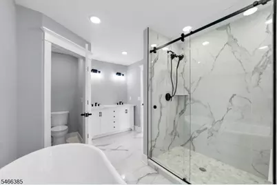 204 Hoover Pl, Union Township, NJ 07083 - Photo 21