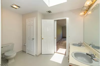 4 Stratford Dr, Randolph Township, NJ 07869 - Photo 33