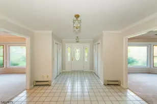 4 Stratford Dr, Randolph Township, NJ 07869 - Photo 3