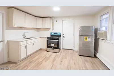 445 Summer St, Paterson, NJ 07501 - Photo 5