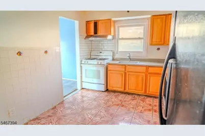 348 Fay Ave Apt #1, Elizabeth, NJ 07202 - Photo 7