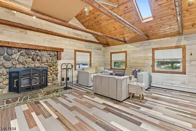 37 Maxim Dr, Hopatcong, NJ 07843 - Photo 7