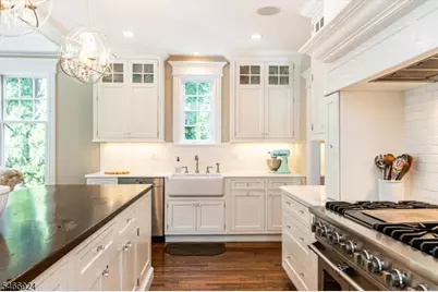 25 Norman Rd, Montclair, NJ 07043 - Photo 11