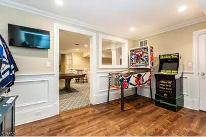 25 Norman Rd, Montclair, NJ 07043 - Photo 37