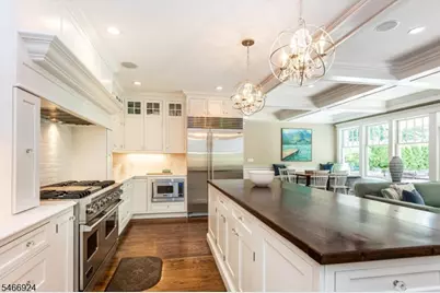 25 Norman Rd, Montclair, NJ 07043 - Photo 13