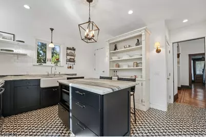 73 N Doughty Ave, Somerville, NJ 08876 - Photo 7