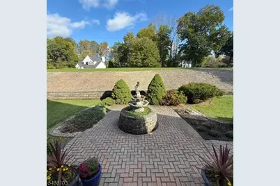 10 Macintosh Dr, Andover Township, NJ 07848 - Photo 3