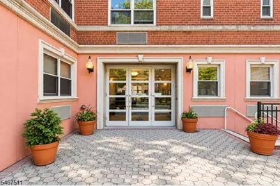 70 S Munn Ave #206, East Orange, NJ 07018 - Photo 3