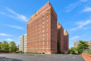 70 S Munn Ave, East Orange, NJ 07018 - Photo 19