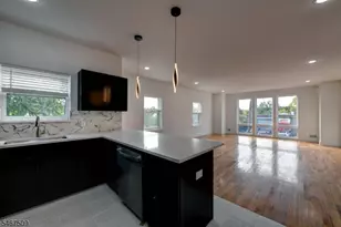 2 Cleveland St, Belleville, NJ 07109 - Photo 9