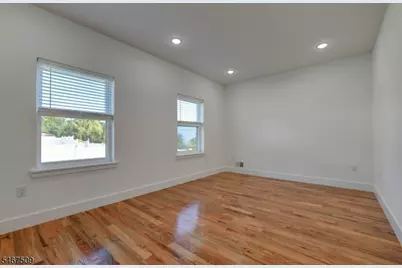 2 Cleveland St #2, Belleville, NJ 07109 - Photo 15