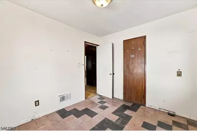 2 Dawn Dr, Clark Township, NJ 07066 - Photo 19