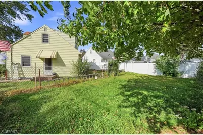 2 Dawn Dr, Clark Township, NJ 07066 - Photo 33