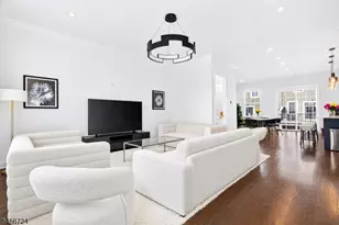 18 Parkside Ln, Teaneck Township, NJ 07666 - Photo 3