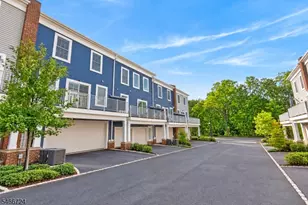 18 Parkside Ln, Teaneck Township, NJ 07666 - Photo 23