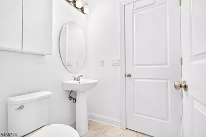 18 Parkside Ln, Teaneck Township, NJ 07666 - Photo 19