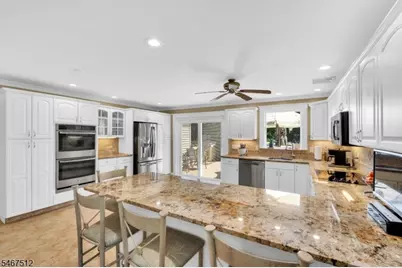 58 N Hillside Ave, Roxbury Township, NJ 07847 - Photo 11